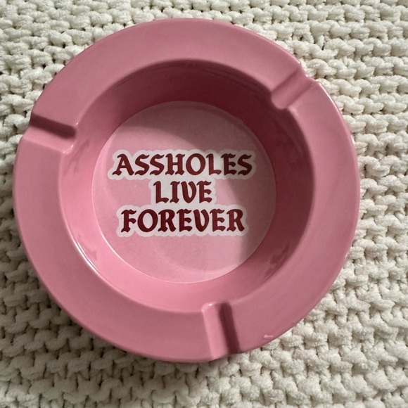 ALF PLASTIC ASHTRAY - Picture 3 of 9